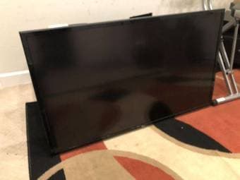 LG 50" TV 1