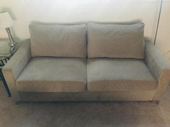 Loveseat 1