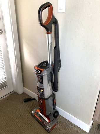 Powerful vacuum cleaner 1