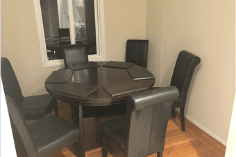 Friendly roommates - housing for young professionals! 3