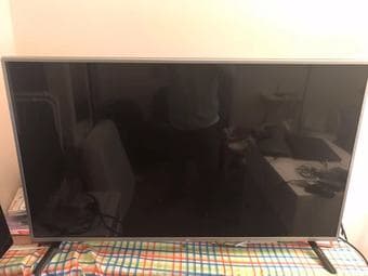 LG TV 1