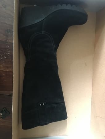 C La Canadience black boot size 8.5 1
