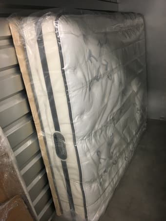 Beautyrest Recharge Queen mattress + frame and bed 2