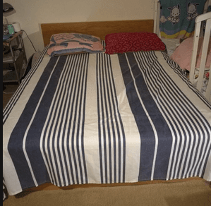 queen size bed frame  + matrass+ Bedside table 1