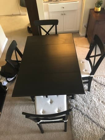 Dining table set (dining table + 4 chairs with chair pads) 1