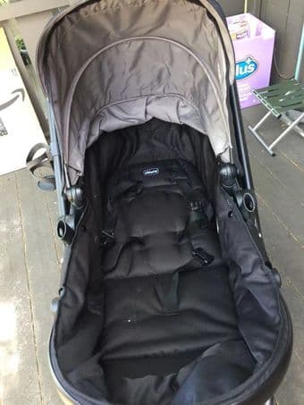 Chicco urban stroller 1