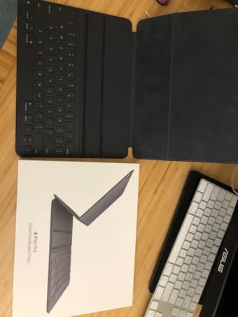 Ipad Pro Smart Keyboard Folio ( for new iPad Pro 12.9", 3rd gen, 2018) 1