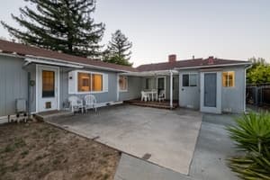 Roommate Needed in Our 6 Bedroom Home 1