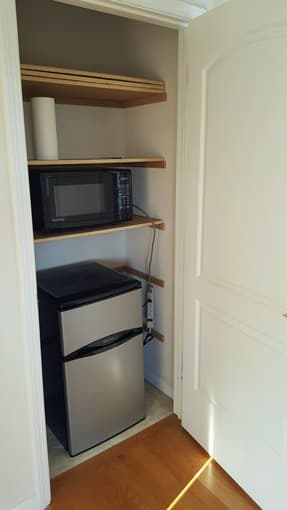 1 bedroom shared bath - 5 min to campus 3