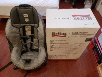 Britax Marathon convertible car seat in excellent condition! 1