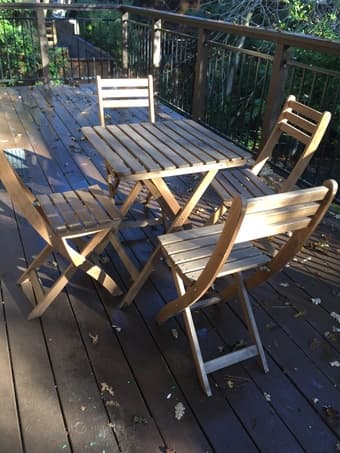 wood table with 4 chairs 1