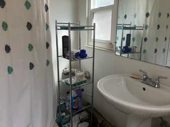 Close to campus $550 and $750 3
