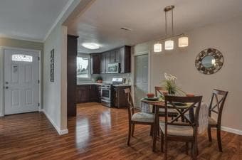 Looking for female roommate in 3B2B! 1