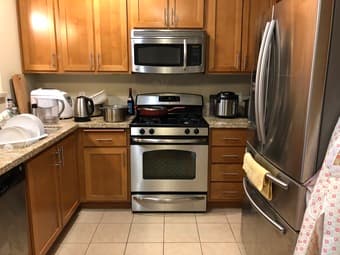 San Antonio Shopping Center附近高档公寓2b2b客卧出租 1