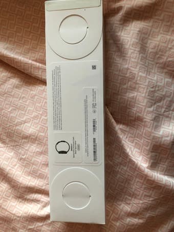 Apple Watch Series 4 44mm - brand new never opened 2