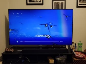Samsung 55 inch 2017 Q7F tv 3