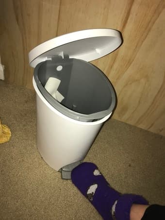 Small wastebasket 1