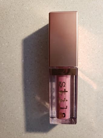 Stila Shimmer & Glow liquid eyeshadow 1