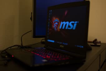 14-inch Gaming Laptop - MSI GS40 6QE Phantom for SALE-Aluminum - USED 3