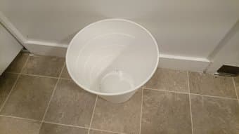 Trash bin 2