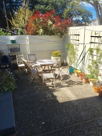 Great room in Menlo Park house available February 1st 1