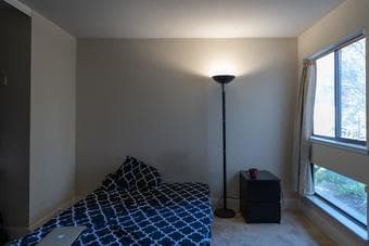 Private room available near Mountain View - Feb 1 2019 1