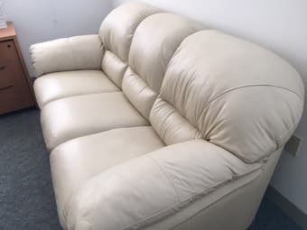excellent like new leather sofa 2