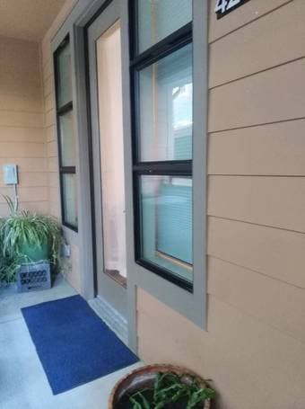 One bedroom with own bath and private entrance nearby Stanford campus 1