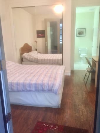 One bedroom with own bath and private entrance nearby Stanford campus 2