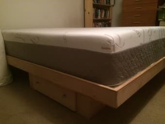 Queen size mattress and bed frame 2