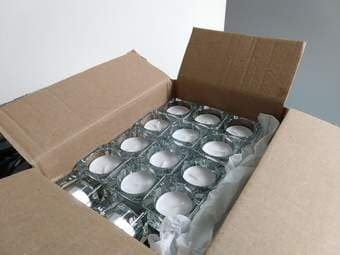 40 Tealight holders and candles 2