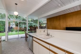 Room in a big house for 1,500 2