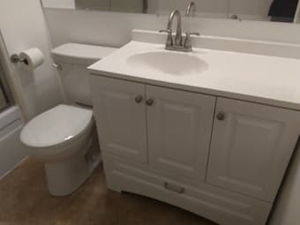 Room available close to MV Caltrain station April-Dec. 2