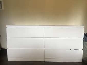 White dresser / chest 1