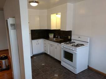 Private Room Available! 2Br/1Ba Apartment! 3