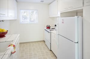Summer 2 Bed/1 Bath House On Campus (Escondido Village Sublet) 2