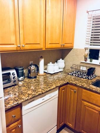 1 bedroom near downtown Menlo park 3