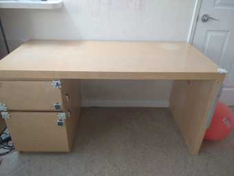 Study table + chair 1