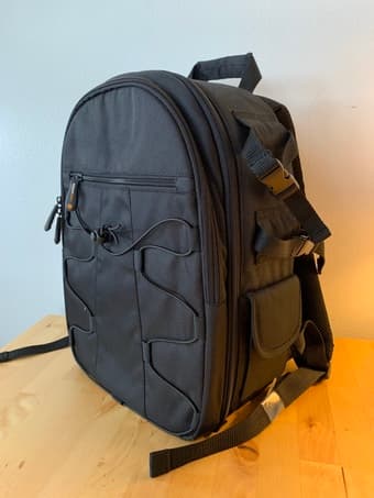 Amazon Basics SLR/DSLR Camera Backpack 1