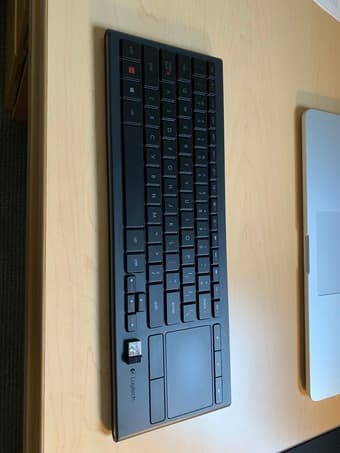 Logitech K830 Living-Room Keyboard 1