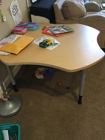 Mitybilt craft table adjustable height! 2