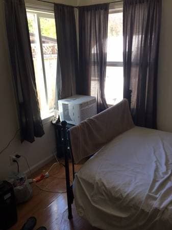 A furnished room available from April 1st, 2019 1