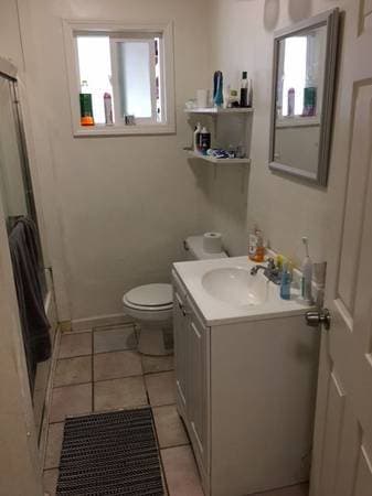 A furnished room available from April 1st, 2019 2