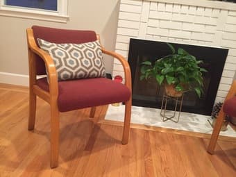 Comfortable chairs in great condition 3