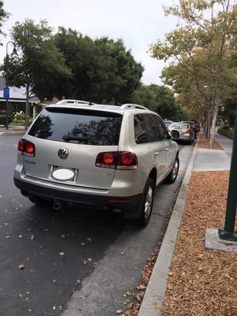 VW Touareg 2010 (SUV, All-Wheel Drive) 1