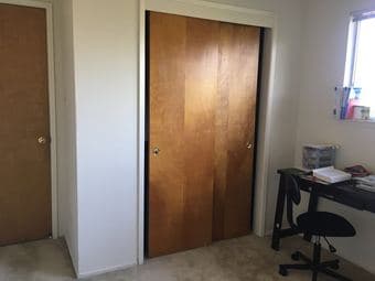 学校附近2b2b一间卧室出租，随时入住 2