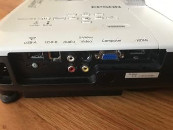 Epson VS335W Multimedia Projector Projector 2