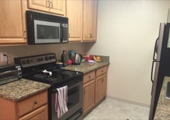 Master bedroom in 3BR/2BA apartment in Menlo Park 3