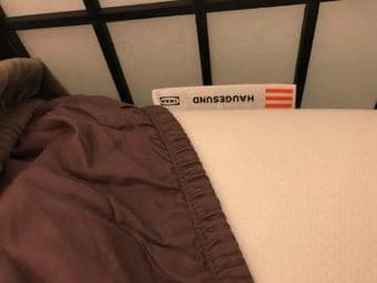 a queen size bed set for sale 2