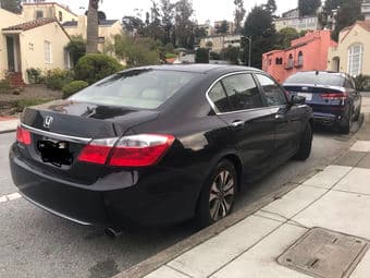 2013 Honda Accord Black - Very good condition. $12K negociable! 3